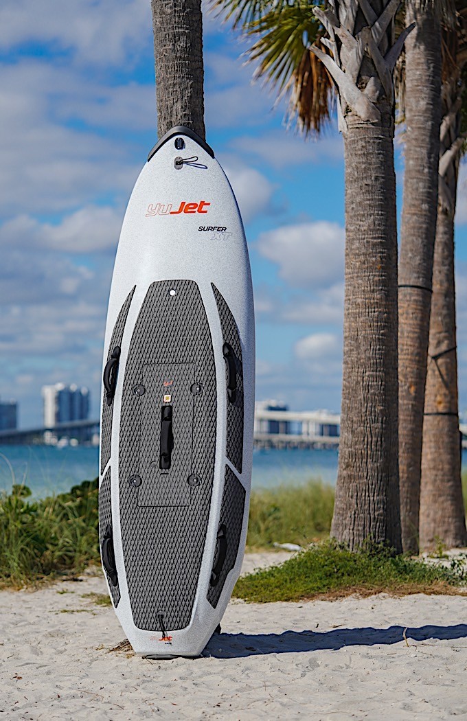 Electric Surfer Board Shop